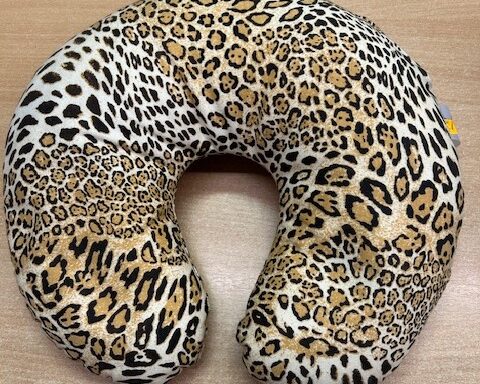 Cestovní polštářek leopard