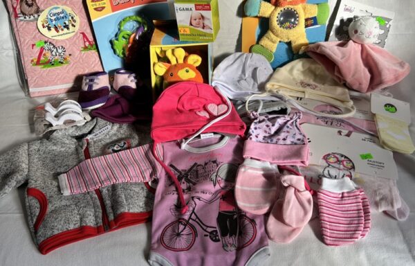 4. Novorozenecký balíček holka