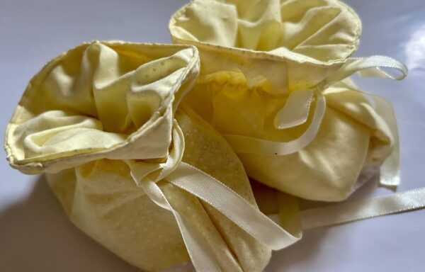 Capáčky 2 bavlněné žluté